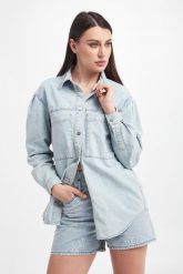 Koszula damska jeansowa ARMANI EXCHANGE. Koszule damskie Armani Exchange, xs, bez wzorów, z jeansu, bez kołnierzyka, bez ramiączek. W wyprzedaży za 359.02 zł.