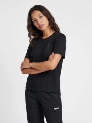 Hummel hmlSOFT W T‑SHIRT S/S – miękki Lyocell – BLACK. Czarne t-shirty damskie Hummel, m, bez wzorów, z elastanu, klasyczne, bez kołnierzyka, bez ramiączek. Za 130.51 zł.