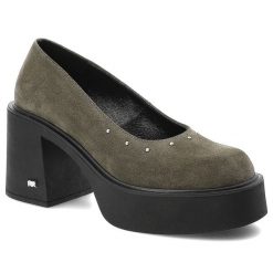 Zielone Półbuty Karino Eleganckie Obuwie Damskie. Zielone półbuty damskie Karino, z aplikacjami, z weluru, eleganckie, bez obcasa, na obcasie, bez zapięcia. Za 424.99 zł.