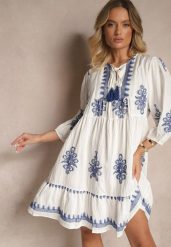 Biała Sukienka z Wiskozą w Stylu Boho o Rozkloszowanym Kroju z Haftem Miredia. Białe sukienki damskie Renee, na co dzień, m, bez wzorów, z bawełny, boho, bez kołnierzyka, bez ramiączek, mini, kopertowe. Za 129.99 zł.