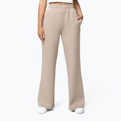 Spodnie damskie Pitbull Open Discovery Track Pants. Brązowe spodnie dresowe damskie PITBULL, bez wzorów, sportowe, długie. Za 159.99 zł.