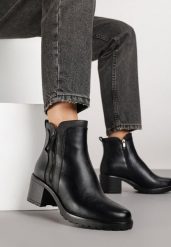 Czarne Botki Basic na Słupkowym Obcasie Zdobione Suwakiem Fessamia. Czarne botki damskie Renee, z aplikacjami, z jeansu, eleganckie, bez obcasa, na obcasie, bez zapięcia. Za 199.99 zł.