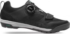 Giro Buty damskie GIRO VENTANA BOA W black roz.38 (DWZ). Czarne obuwie sportowe damskie Giro, bez wzorów, bez zapięcia. Za 595.98 zł.