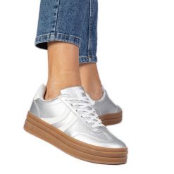 Srebrne sneakersy trampki damskie sportowe na platformie srebrny. Szare trampki i tenisówki damskie bez wzorów, z syntetyku, bez zapięcia. Za 96.19 zł.