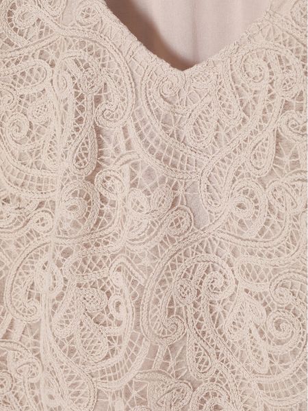 Tatuum Sukienka koktajlowa Sono T2406.204 Beżowy Regular Fit. Brązowe sukienki damskie Tatuum, bez wzorów, z bawełny, wizytowe, bez kołnierzyka, bez ramiączek. Za 329.99 zł.