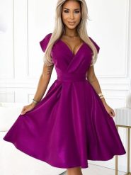 Sukienka Model Scarlett 348-8 Fuksja Brokat - Numoco. Czerwone sukienki damskie Numoco, na komunię, l, bez wzorów, z elastanu, eleganckie, bez kołnierzyka, plus size, bez ramiączek, kopertowe. Za 374.42 zł.