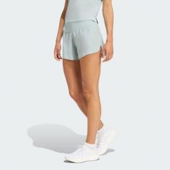 Szorty adi365 FORMOTION. Zielone szorty damskie Adidas, bez wzorów, sportowe. Za 179.00 zł.