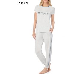 Piżama damska DKNY 12919402. Piżamy damskie DKNY New York, bez wzorów, bez ramiączek. Za 389.00 zł.