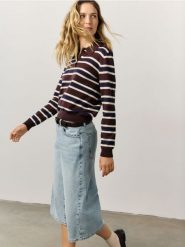 Sweter z wełną merino - wielobarwny. Swetry nierozpinane damskie Reserved, l, bez wzorów, z dzianiny, bez kołnierzyka, bez ramiączek. Za 229.99 zł.