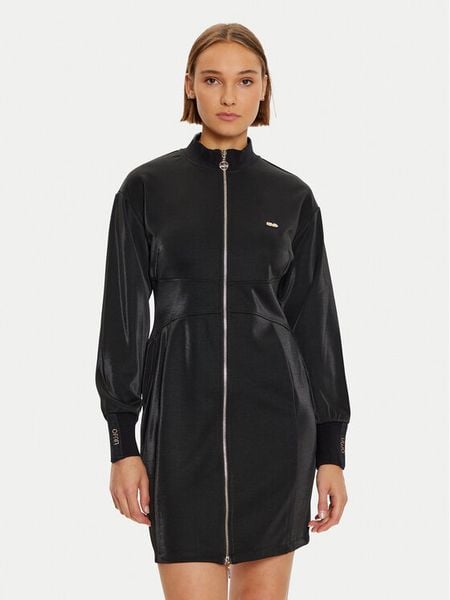 Liu Jo Sport Sukienka codzienna TF4261 J4751 Czarny Regular Fit. Czarne sukienki damskie Liu Jo Sport, na co dzień, s, bez wzorów, z syntetyku, sportowe, bez kołnierzyka, bez ramiączek, proste. Za 499.99 zł.