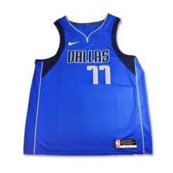 Koszulka Nike NBA Dallas Mavericks Swingman Jersey Luka Doncic Icon Edition 20. Niebieskie bluzki damskie Nike, xl, bez wzorów, z jersey, sportowe, bez kołnierzyka, bez ramiączek. Za 260.00 zł.