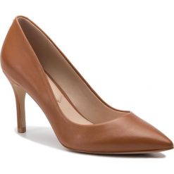 Szpilki ALDO - Coroniti 56858532 28. Brązowe szpilki damskie Aldo, bez wzorów, z materiału, bez obcasa, na obcasie, bez zapięcia. Za 369.00 zł.