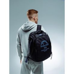 MANTO wielofunkcyjny plecak SOCIETY średni czarny. Czarne plecaki męskie Manto, bez wzorów. Za 269.00 zł.