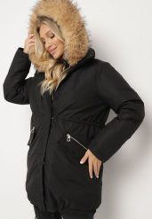Czarna Kurtka Parka z Dwustronnym Suwakiem i Kapturem z Odpinanym Futerkiem Ediliria. Czarne kurtki damskie Born2be, na zimę, l, bez wzorów, z materiału. Za 269.99 zł.