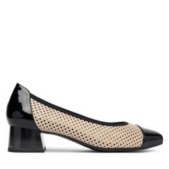 Półbuty Caprice. Brązowe półbuty damskie Caprice, bez wzorów, bez obcasa, na obcasie, bez zapięcia. Za 379.99 zł.