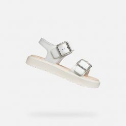 Sandały GEOX J SANDAL KODETTE H Biały. Białe sandały damskie Geox, bez wzorów, z syntetyku, bez obcasa, bez zapięcia. Za 189.99 zł.