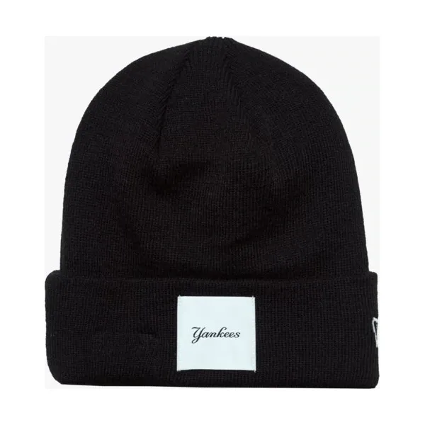 New Era Czapka Zimowa Satin Patch Knit Ny Yankees Blkwhi , czarny, rozmiar ONE-SIZE. Czarne czapki damskie New Era, bez wzorów, z materiału. W wyprzedaży za 69.99 zł.