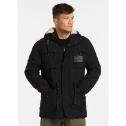 Kurtka zimowa parka męska Pitbull z kapturem Gunner. Czarne parki męskie PITBULL, na zimę, m, bez wzorów, bez kołnierzyka, z kapturem. Za 549.00 zł.