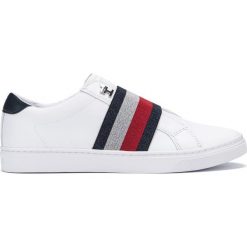 Tommy Hilfiger Tenisówki Biały. Białe trampki i tenisówki damskie Tommy Hilfiger, bez wzorów, z materiału, bez zapięcia. Za 462.95 zł.