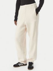 Adidas Spodnie dresowe Adiluna Season 2 X Jennie LD4963 Brązowy jasny Loose Fit. Brązowe spodnie dresowe damskie Adidas, bez wzorów, z dresówki. Za 438.99 zł.