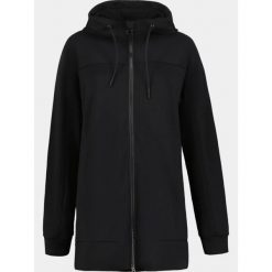 Sweter Damski Luhta Harjola. Czarne swetry nierozpinane damskie Luhta, bez wzorów, bez kołnierzyka, bez ramiączek. Za 519.00 zł.