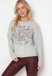 Jasnoszary Sweter Ozdobiony Haftowanym Wzorem Inadrea. Szare swetry nierozpinane damskie Born2be, bez wzorów, z jeansu, eleganckie, bez kołnierzyka, bez ramiączek. Za 159.99 zł.