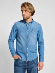 LEE MĘSKA KOSZULA JEANSOWA BUTTON DOWN Bueller 112355641 L880008566. Koszule męskie Lee, l, bez wzorów, z jeansu, bez kołnierzyka, bez ramiączek. Za 179.99 zł.