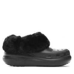 Klapki Crocs. Czarne klapki damskie Crocs, bez wzorów, bez obcasa, bez zapięcia. Za 269.99 zł.