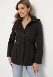 Czarna Kurtka Parka ze Ściągaczem w Talii i Odpinanym Kapturem Elanoreta. Czarne kurtki damskie Born2be, l, bez wzorów, z jeansu. Za 129.99 zł.