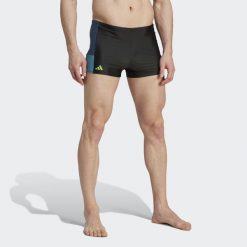 Bokserki Colorblock Swim. Czarne bokserki męskie Adidas, bez wzorów, z materiału. W wyprzedaży za 111.20 zł.