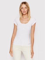 Guess Bluzka W2YP24 KBCO2 Biały Slim Fit. Białe bluzki damskie Guess, xxl, z aplikacjami, z wiskozy, bez kołnierzyka, bez ramiączek. Za 159.99 zł.