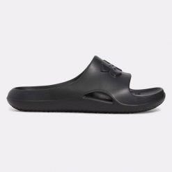 Klapki męskie Under Armour Locker V Slide black/black/black. Czarne klapki męskie Under Armour, bez wzorów, bez zapięcia. Za 139.99 zł.