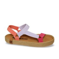 Sandały damskie plażowe MIAMI. Czerwone sandały damskie Aulp, bez wzorów, z jeansu, z otwartym noskiem, bez obcasa, na płaskiej podeszwie, bez zapięcia. Za 159.99 zł.