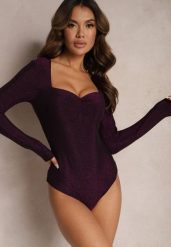 Fioletowe Metaliczne Body z Ozdobnym Marszczeniem Estelas. Fioletowe body Renee, z aplikacjami. Za 79.99 zł.