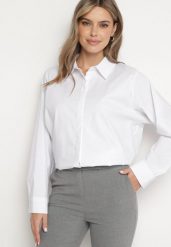 Biała Bawełniana Koszula o Kroju Oversize Loborae. Białe koszule damskie Born2be, l, bez wzorów, z bawełny, klasyczne, bez kołnierzyka, bez ramiączek. Za 129.99 zł.