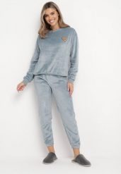Niebieski Dzianinowy Komplet Piżamowy z Bluzą i Spodniami Jogger Javva. Niebieskie bluzy damskie Born2be, bez wzorów, z dzianiny, bez ramiączek. Za 44.99 zł.