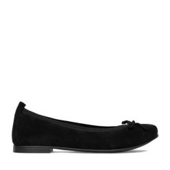 Baleriny Lasocki. Czarne balerinki damskie Lasocki, bez wzorów, bez obcasa, bez zapięcia. Za 159.99 zł.