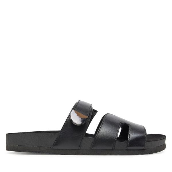 Klapki Lasocki. Czarne klapki damskie Lasocki, bez wzorów, bez obcasa, bez zapięcia. Za 139.99 zł.