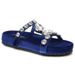 Klapki damskie Scaviola, zamszowa cholewka szerokie paski zdobione biżuteryjnymi kryształami komfortowa płaska podeszwa, blue, S-36. Niebieskie klapki damskie Sca'viola, na lato, z aplikacjami, z zamszu, glamour, bez obcasa, na płaskiej podeszwie, bez zapięcia. Za 329.00 zł.