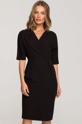 Elegancka sukienka ołówkowa z kopertowym dekoltem V czarna klasyczna. Czarne sukienki damskie Sukienki.shop, do pracy, m, bez wzorów, biznesowe, bez kołnierzyka, bez ramiączek, kopertowe. Za 179.00 zł.