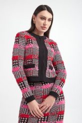 Żakiet dzianinowy Karl Lagerfeld. Marynarki i żakiety damskie KARL LAGERFELD, bez wzorów, z dzianiny, bez kołnierzyka, bez ramiączek. W wyprzedaży za 794.47 zł.