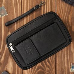 Saszetka męska do ręki skórzana dwukomorowa czarna Paolo Peruzzi T-131-BL. Czarne saszetki i nerki męskie z materiału, do ręki. Za 129.00 zł.