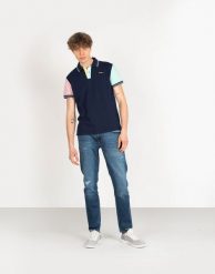 Pepe Jeans Jeansy "Hatch Darn" | PM2059012 | Hatch Darn | Mężczyzna | Niebieski. Niebieskie jeansy męskie Pepe Jeans, z bawełny. W wyprzedaży za 219.00 zł.