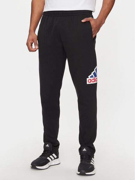 Adidas Spodnie dresowe Future Icons Badge Of Sport IS3232 Czarny Regular Fit. Czarne spodnie sportowe męskie Adidas, m, bez wzorów, z bawełny. Za 209.99 zł.