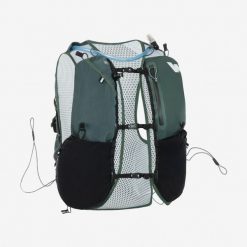 Plecak do biegania w terenie unisex Kiprun 900 20+5 litrów z bukłakiem 2 l. Zielone plecaki męskie KIPRUN, bez wzorów. Za 499.99 zł.