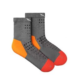 Krótkie skarpety damskie Salewa Pedroc. Szare skarpetki damskie Salewa, bez wzorów, z dzianiny. Za 154.00 zł.