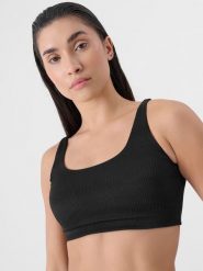 4F Góra od bikini damska - czarna S. Czarne bikini 4F, s, bez wzorów, z elastanu. W wyprzedaży za 39.99 zł.