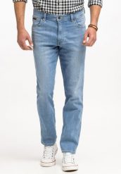 WRANGLER TEXAS SLIM MĘSKIE SPODNIE JEANSOWE JEANSY DŻINSY DREAM ON W12SQO859. Czarne spodnie materiałowe męskie Wrangler, bez wzorów, z bawełny. W wyprzedaży za 144.99 zł.