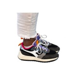 Damskie tenisówki Diadora. Czarne trampki i tenisówki damskie Diadora, bez wzorów, bez zapięcia. Za 586.99 zł.
