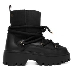 Śniegowce Tommy Hilfiger. Czarne śniegowce damskie Tommy Hilfiger, bez zapięcia. Za 899.99 zł.